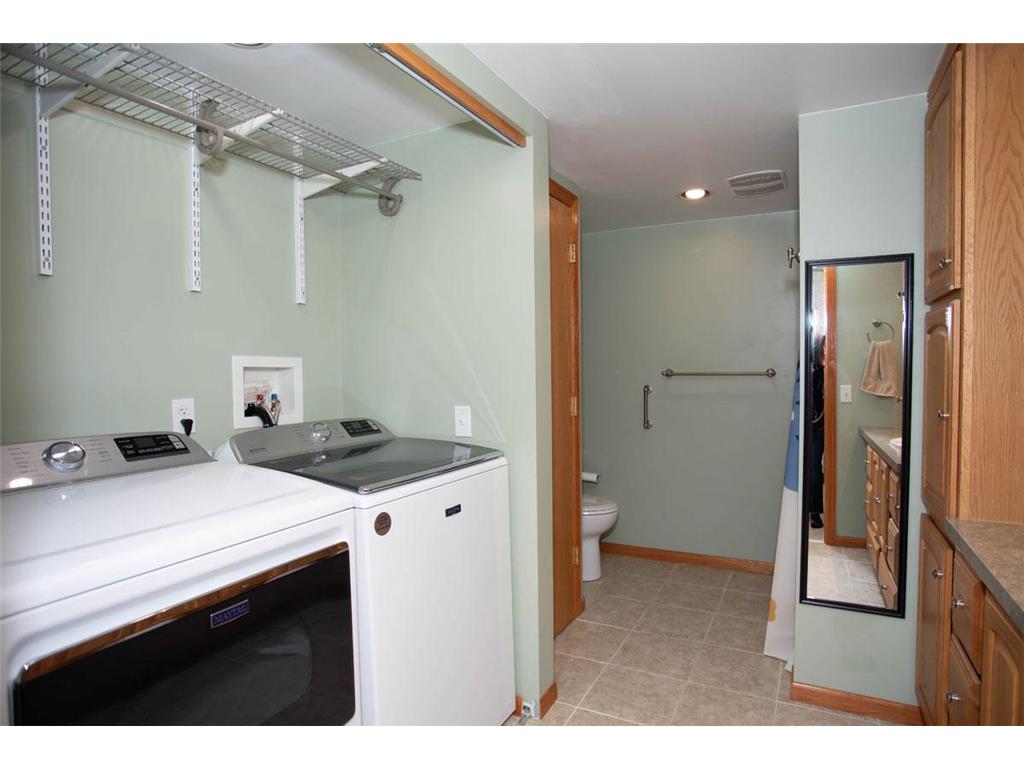601 Sterling Street S Maplewood MN 55119 7041050 image45