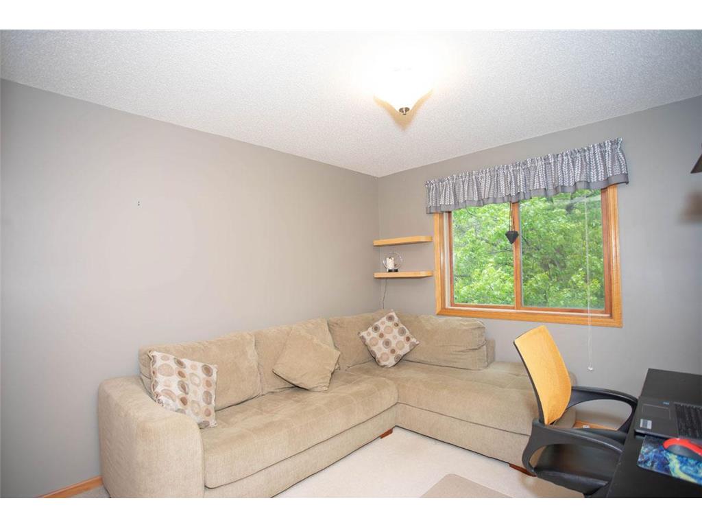 601 Sterling Street S Maplewood MN 55119 7041050 image61