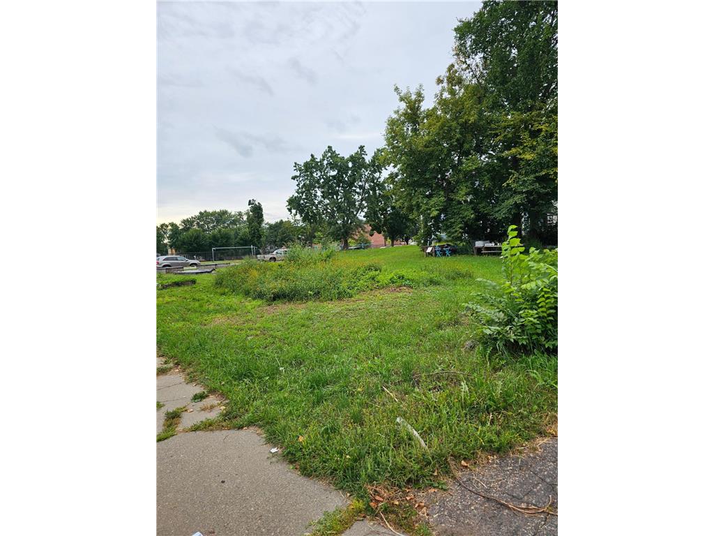 601 Western Avenue N Saint Paul MN 55103 6781953 image3