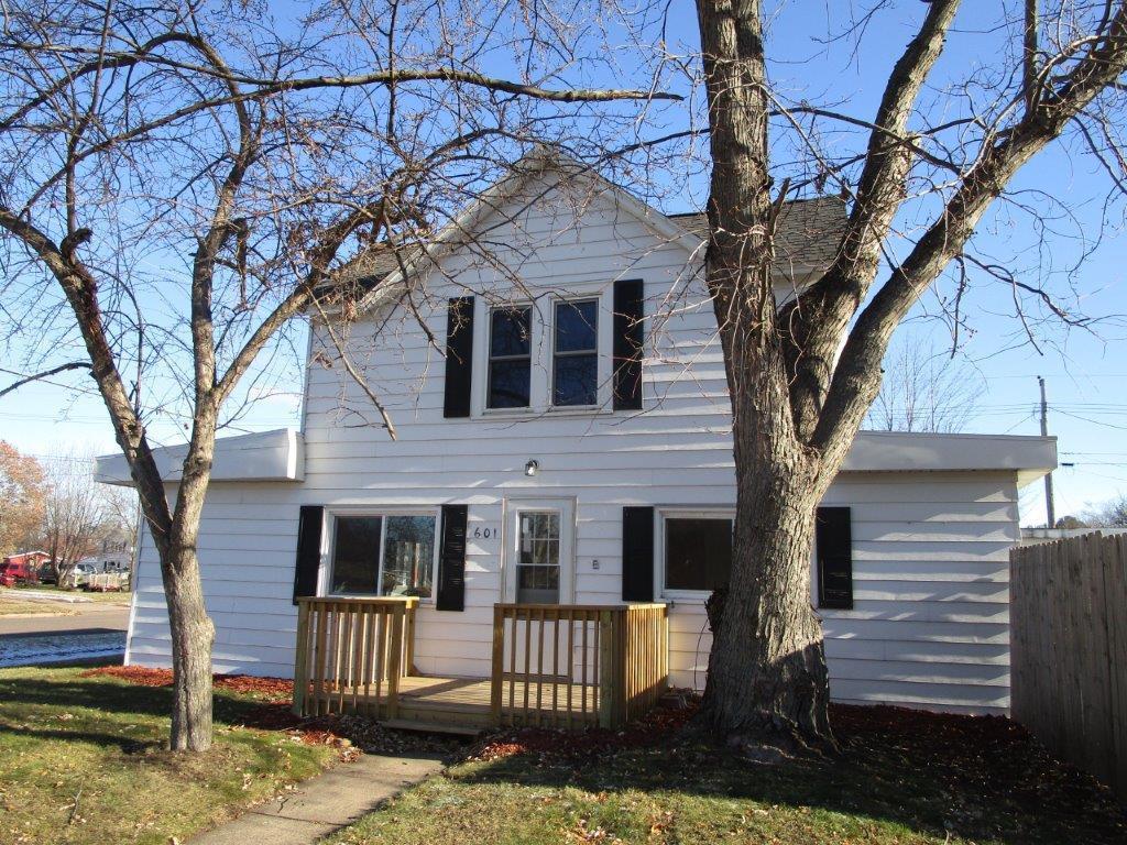 601 Woodward Avenue Chippewa Falls WI 54729 6413526 image1