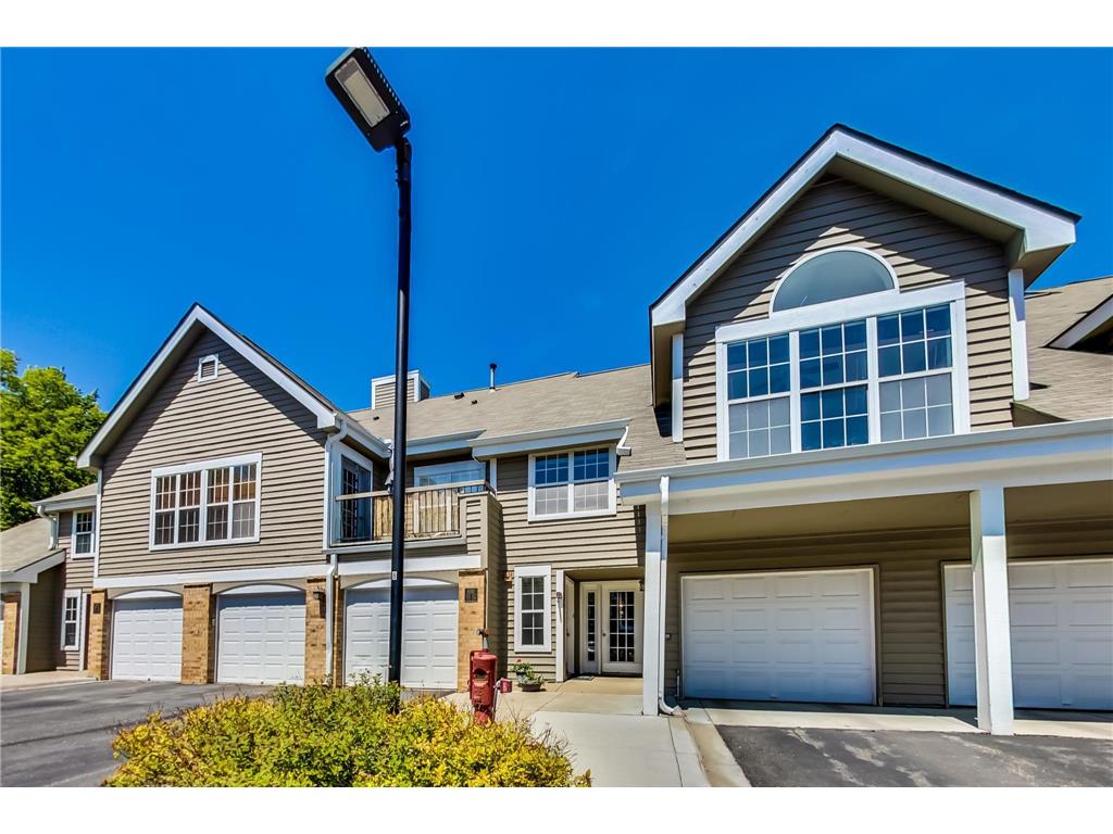 6010 Chasewood Parkway 2, MN, 55343 MLS 6244760 Edina