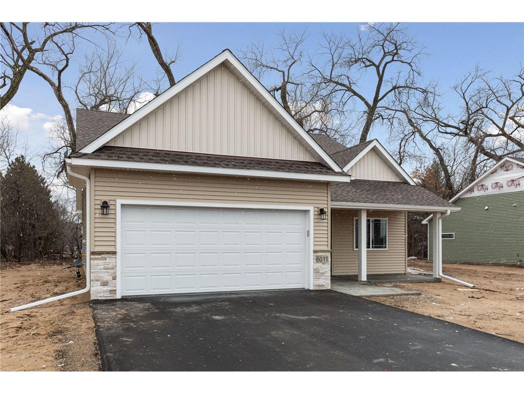 6011 399th Street North Branch MN 55056 6372318 image1