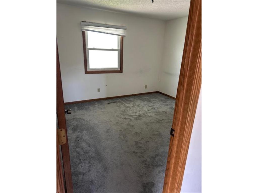 6012 Beard Avenue N Brooklyn Center MN 55429 7026775 image10