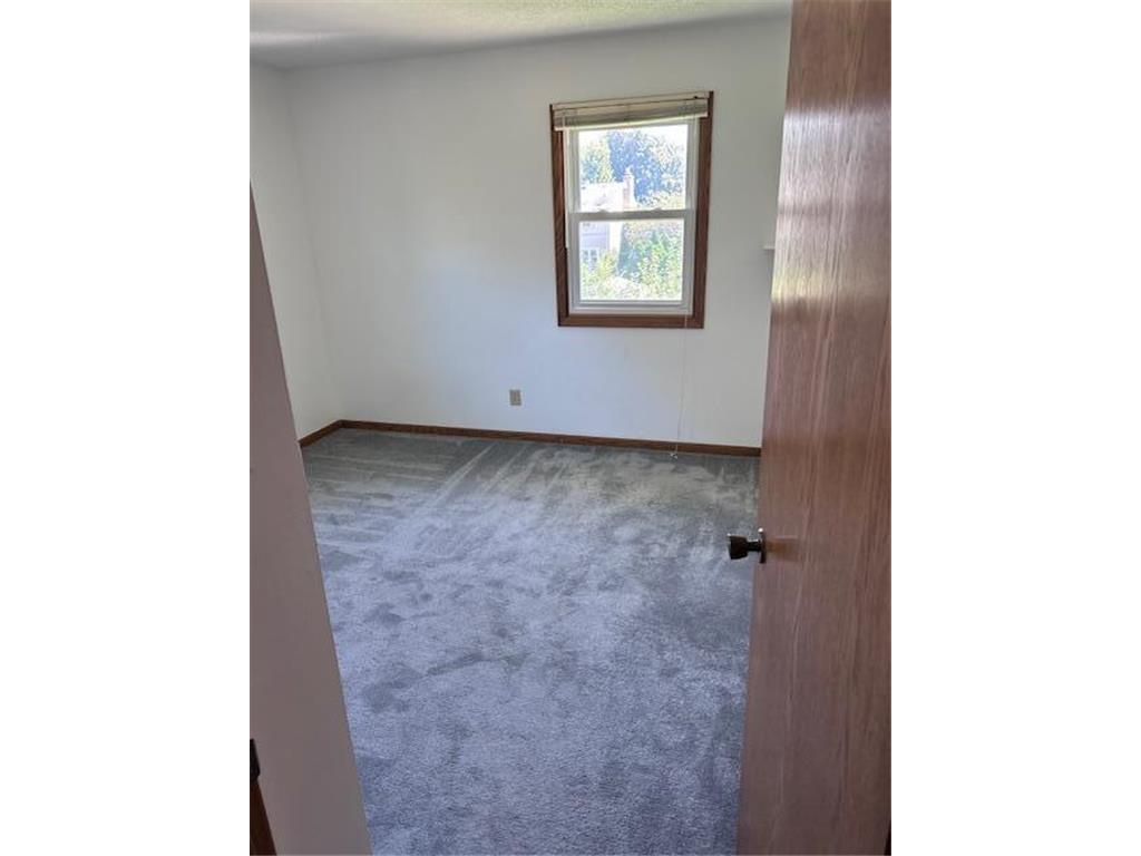 6012 Beard Avenue N Brooklyn Center MN 55429 7026775 image9