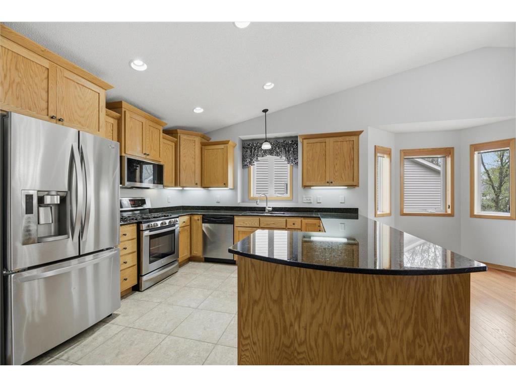 6012 Iris Lane Rockford MN 55373 7064971 image2