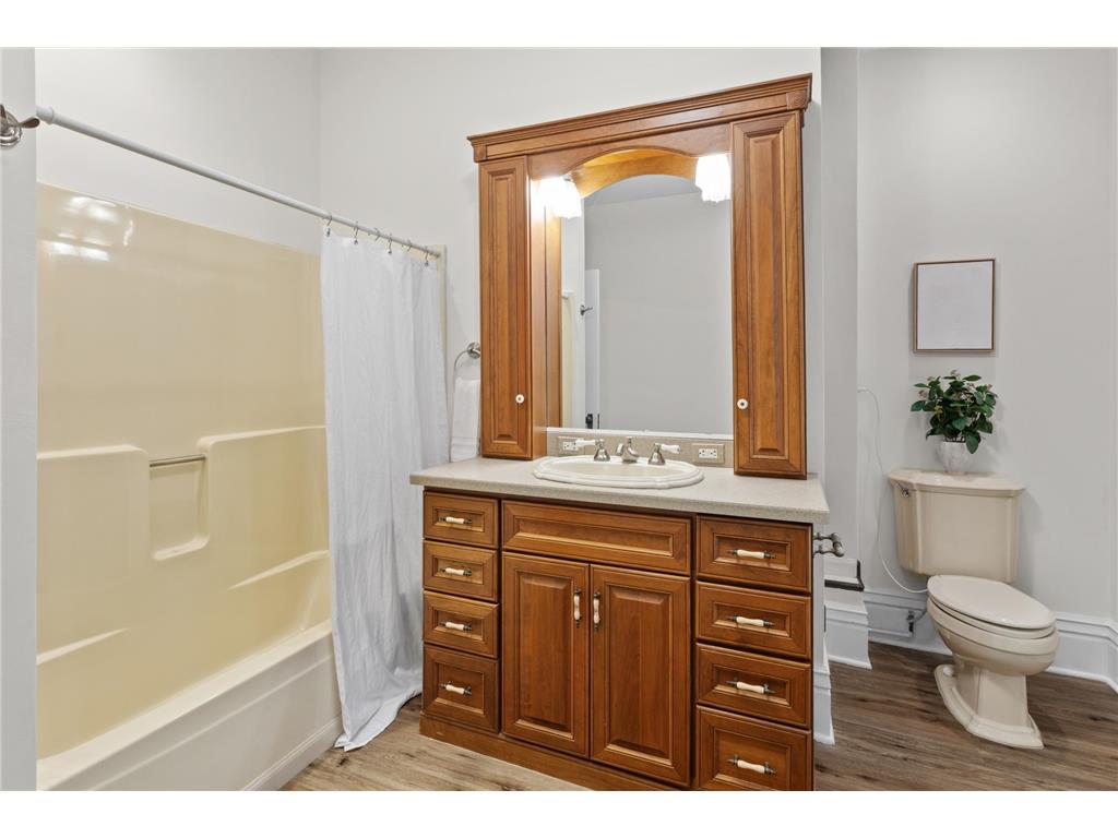 6016 Oxford Street Saint Louis Park MN 55416 7027439 image10