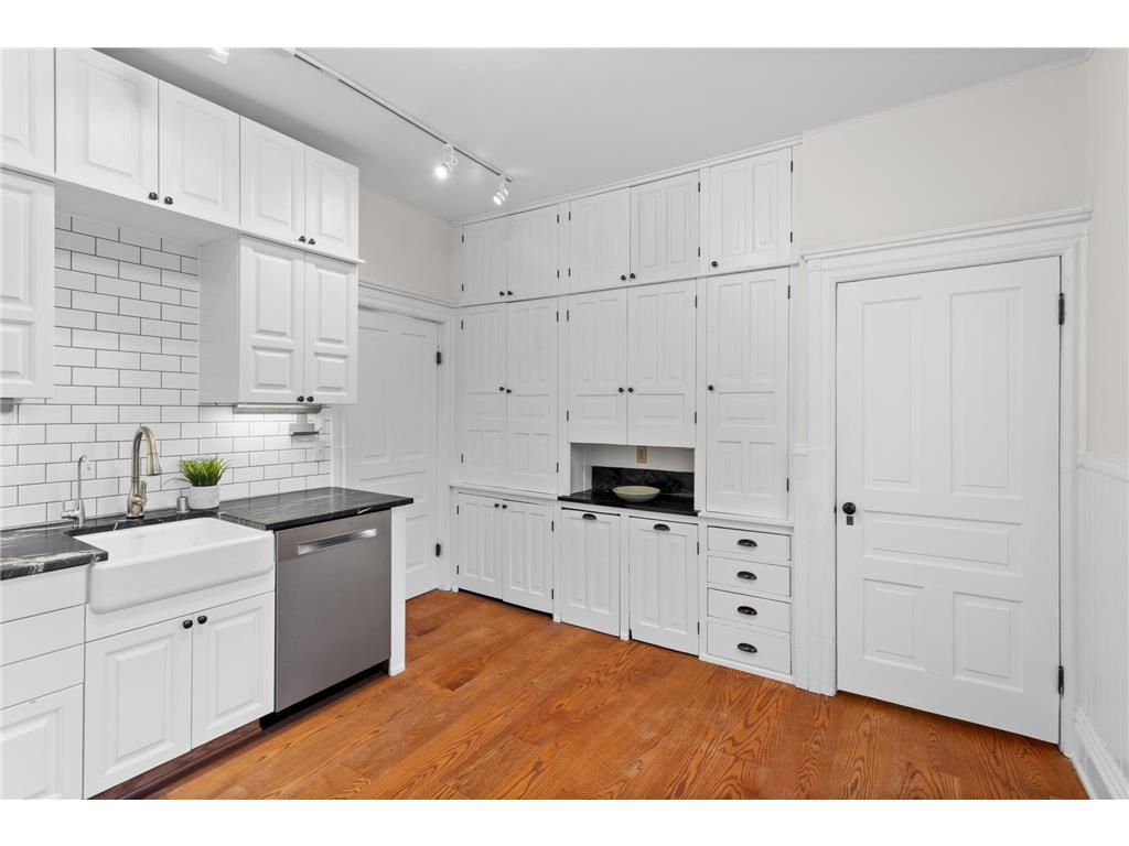 6016 Oxford Street Saint Louis Park MN 55416 7027439 image9