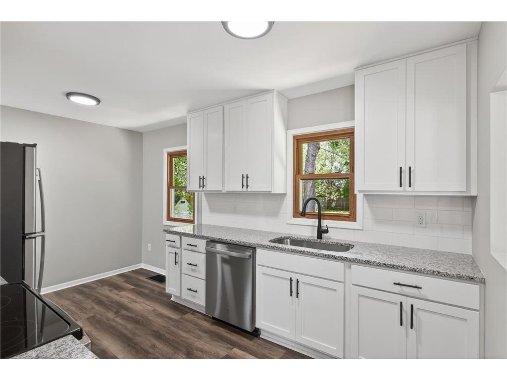 6018 Camden Avenue N Brooklyn Center MN 55430 7085046 image11