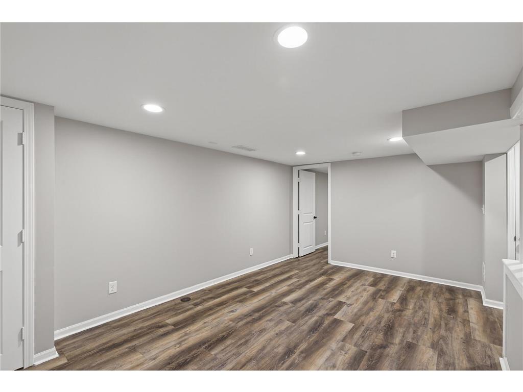 6018 Camden Avenue N Brooklyn Center MN 55430 7085046 image24