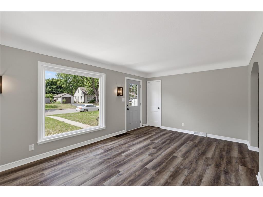 6018 Camden Avenue N Brooklyn Center MN 55430 7085046 image7