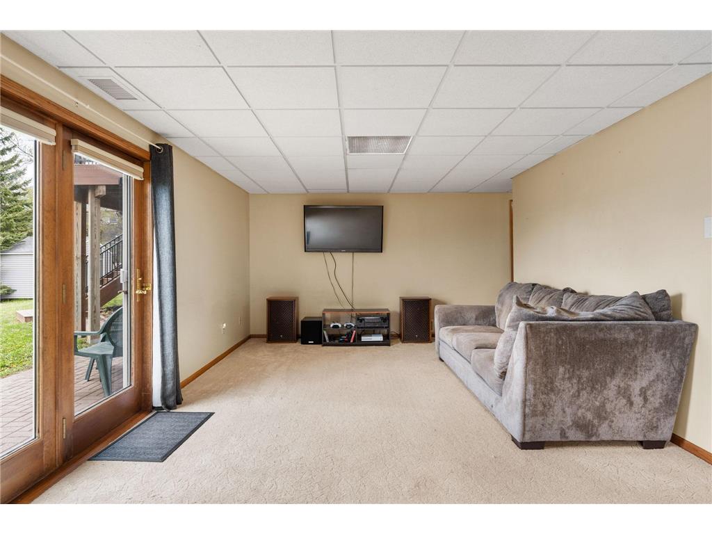 602 6th Street S Ellendale MN 56026 7069584 image26