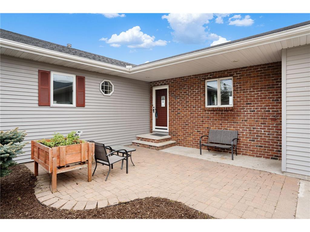 602 6th Street S Ellendale MN 56026 7069584 image3