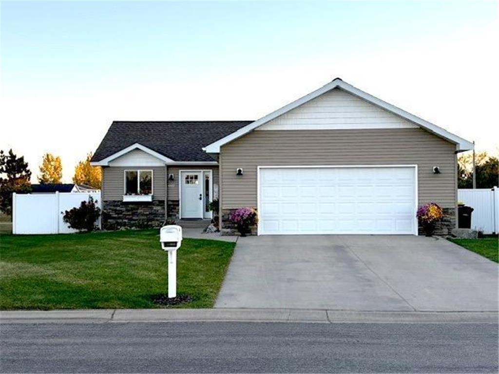 602 9th Street NE Perham MN 56573 6692054 image1
