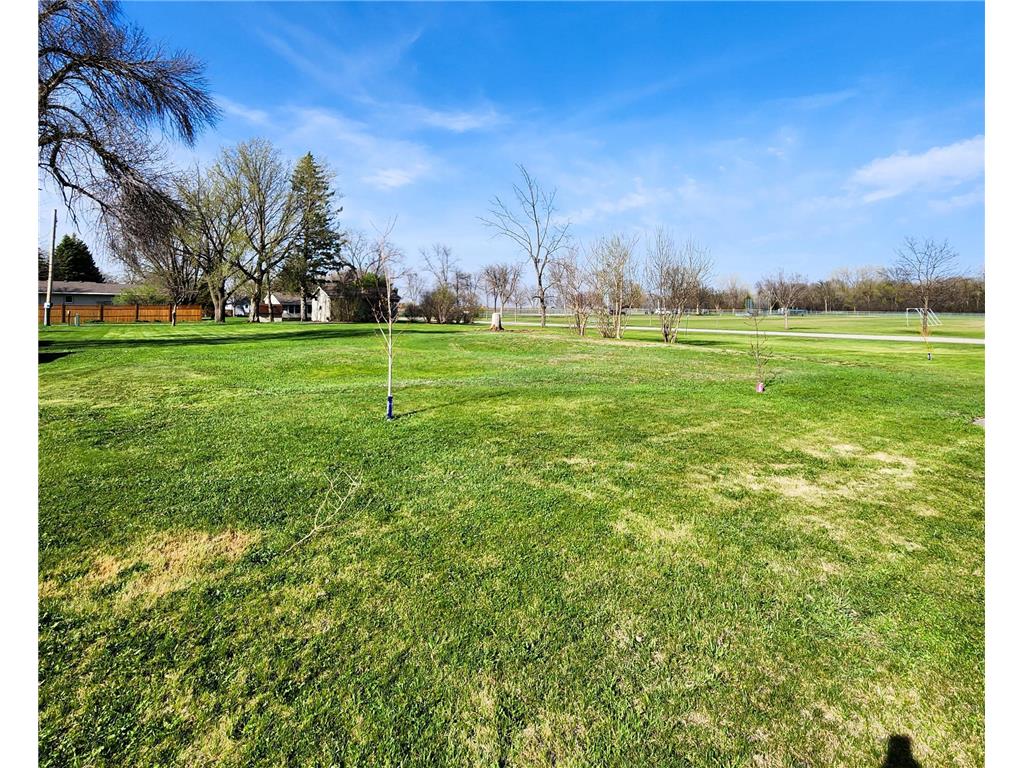 602 E Willow Avenue Olivia MN 56277 7058084 image2