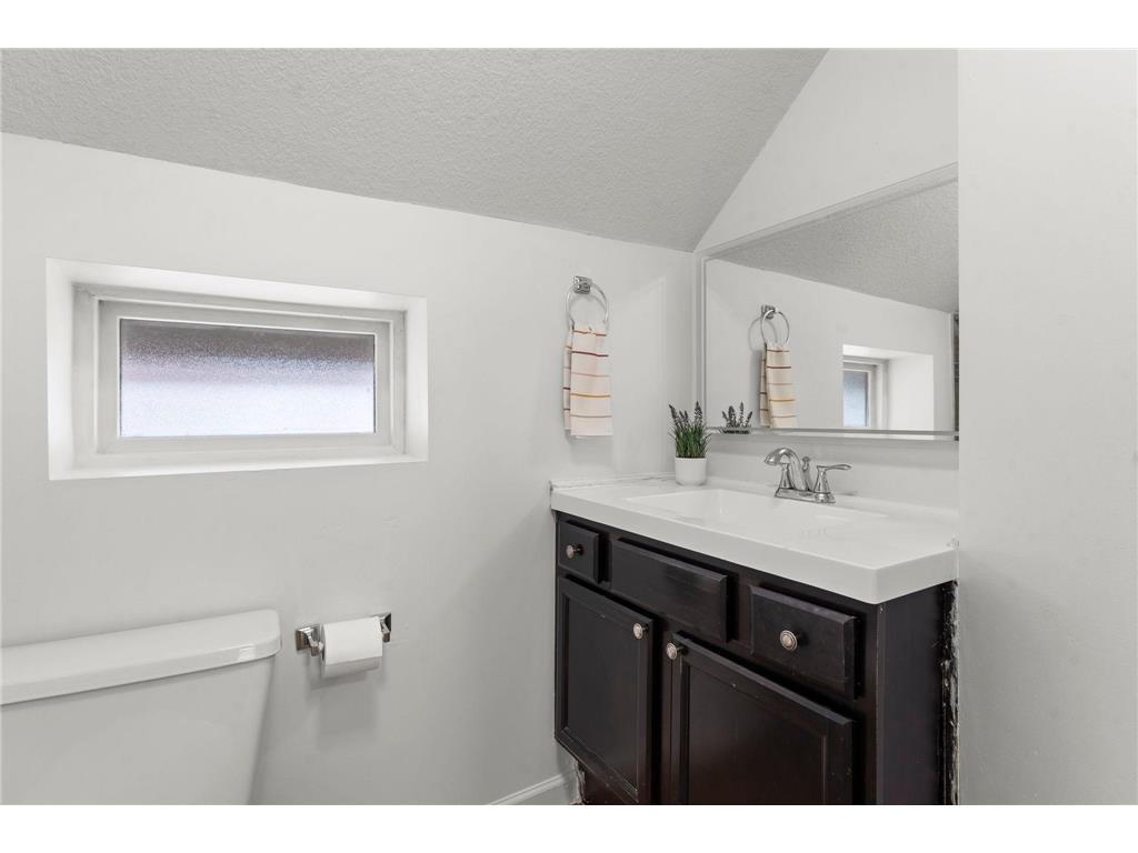 602 Edmund Avenue Saint Paul MN 55103 7070765 image21