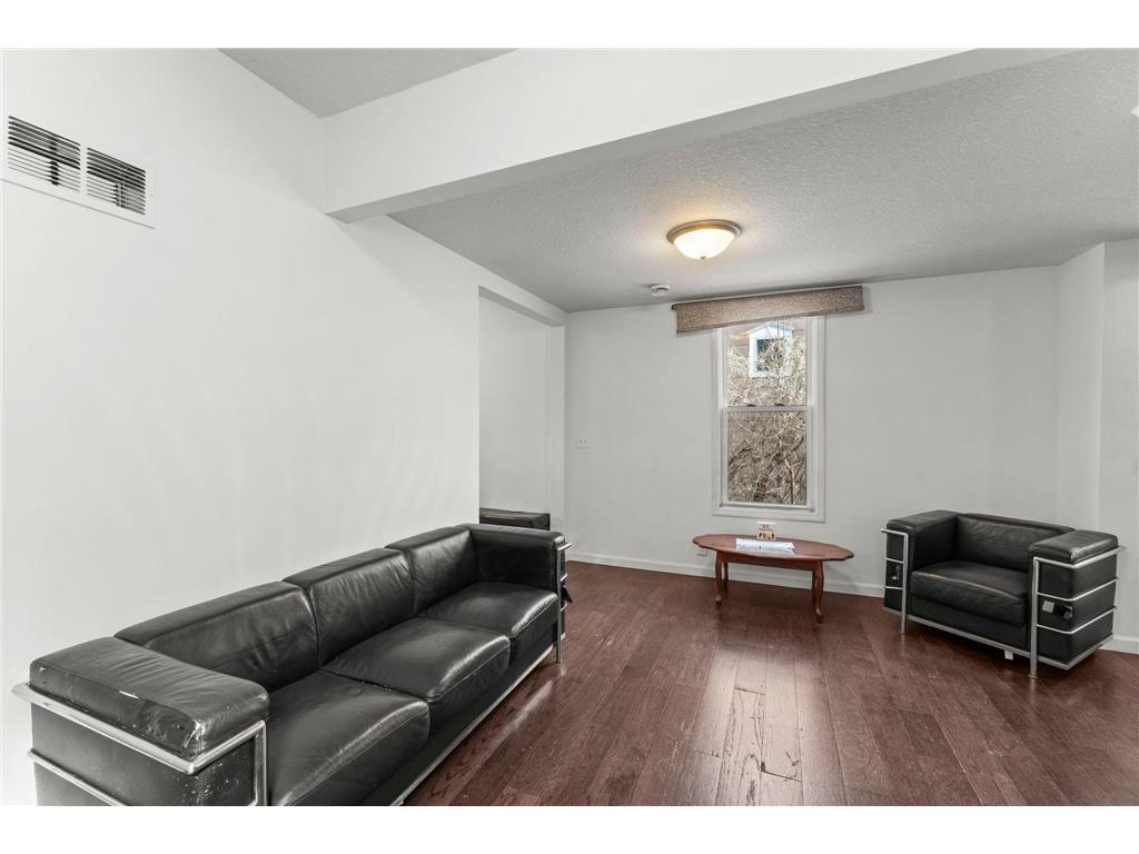 602 Edmund Avenue Saint Paul MN 55103 7070765 image9