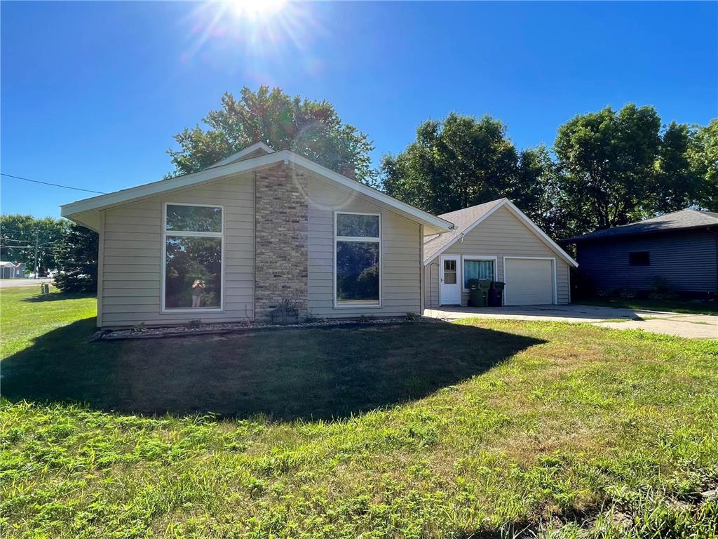 602 Lake Avenue E, Fulda, MN, 56131 MLS 6234396 Edina Realty