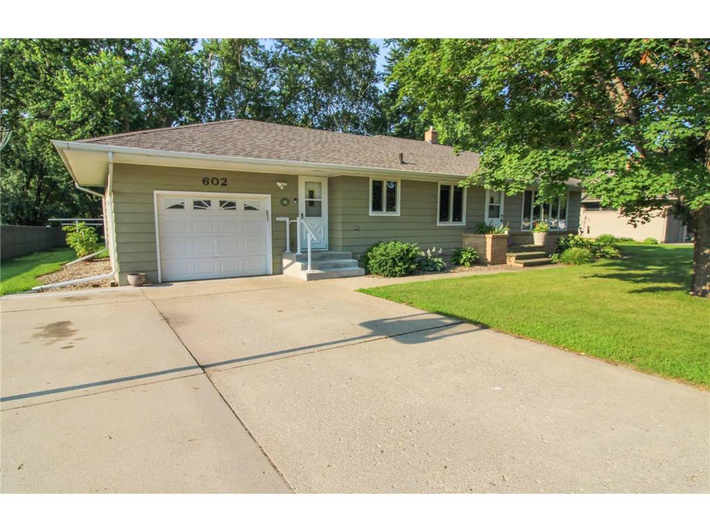 602 Main Street W Melrose MN 56352 6762896 image1