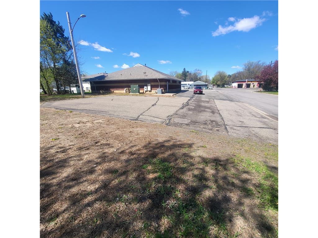 602 S Rum River Drive Princeton MN 55371 7068050 image40