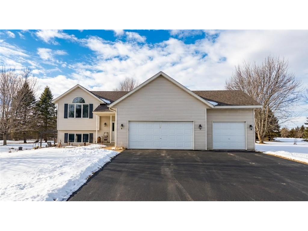 602 Summerfield Circle Hudson WI 54016 7018696 image1