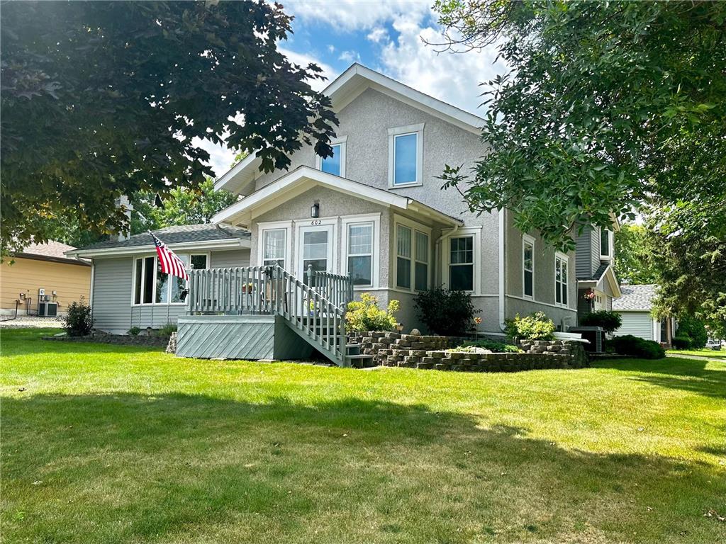 602 W Lake Avenue Worthington MN 56187 6576373 image1