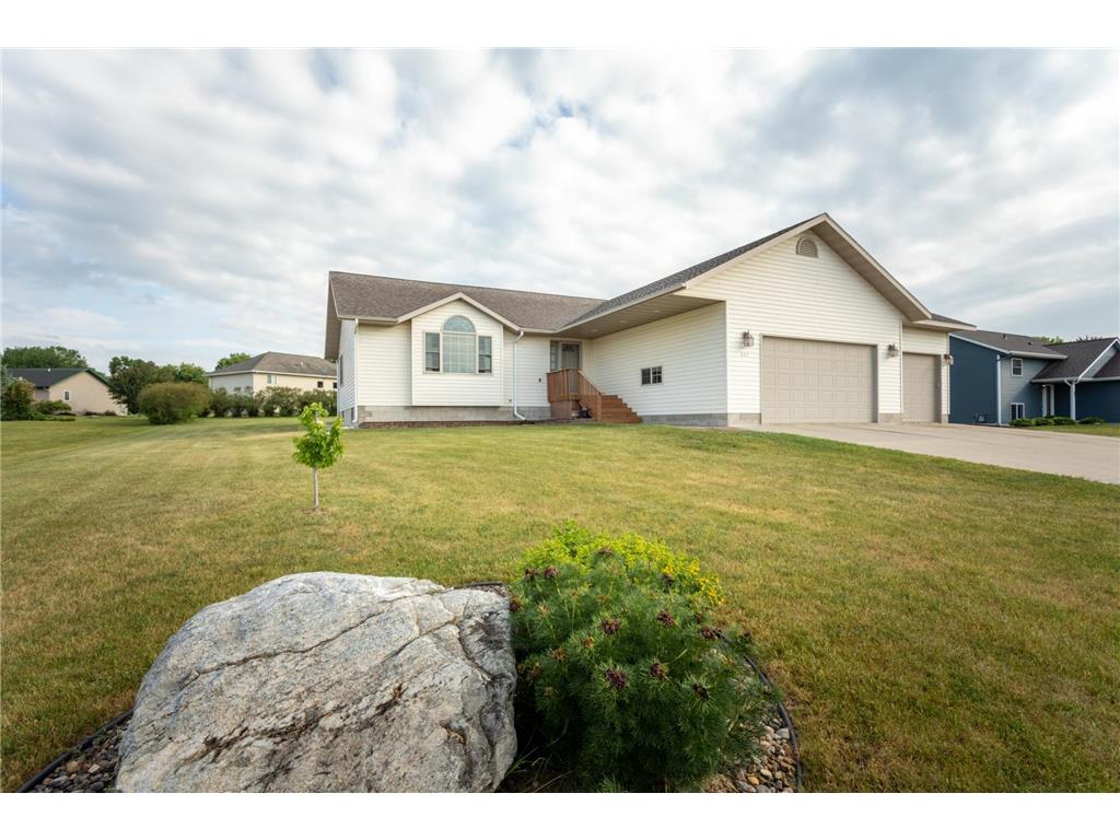 602 W Queen Street Osakis MN 56360 6384183 image1