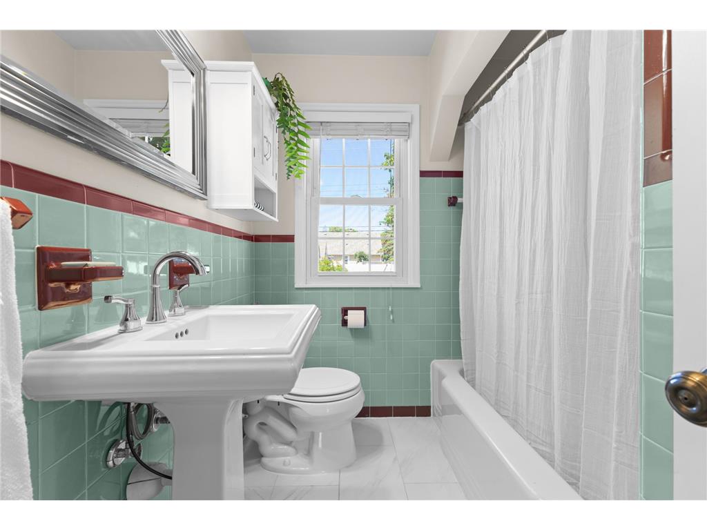 6020 Washburn Avenue S Minneapolis MN 55410 7034620 image19