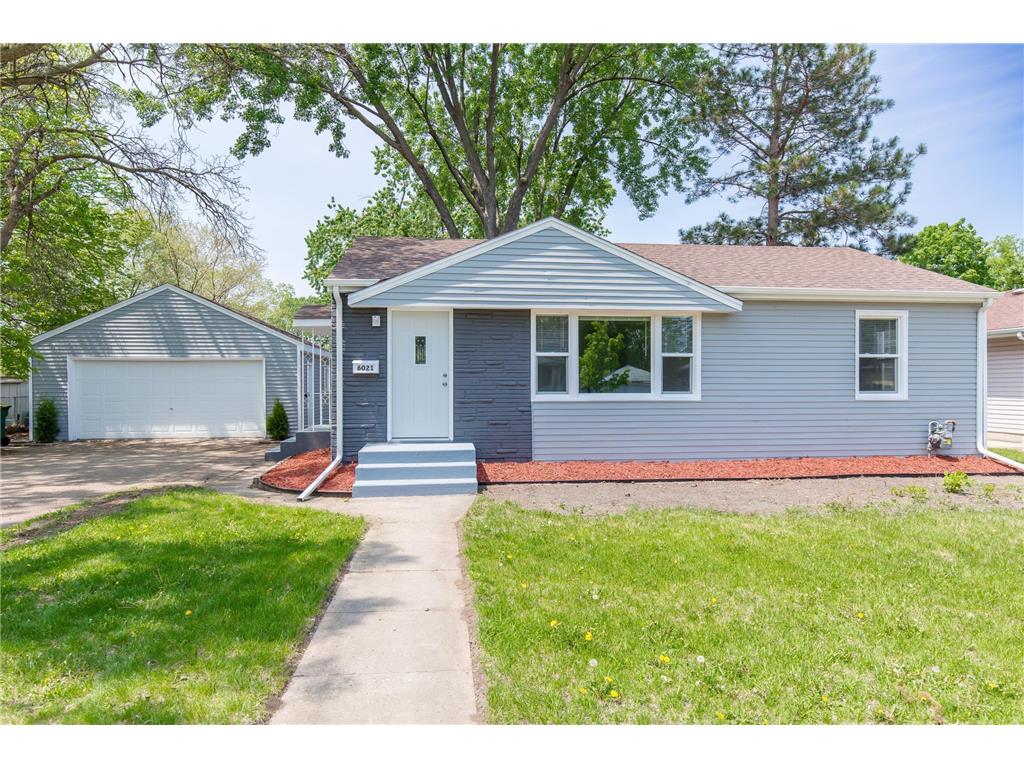 6021 Bryant Avenue N Brooklyn Center MN 55430 6373630 image1