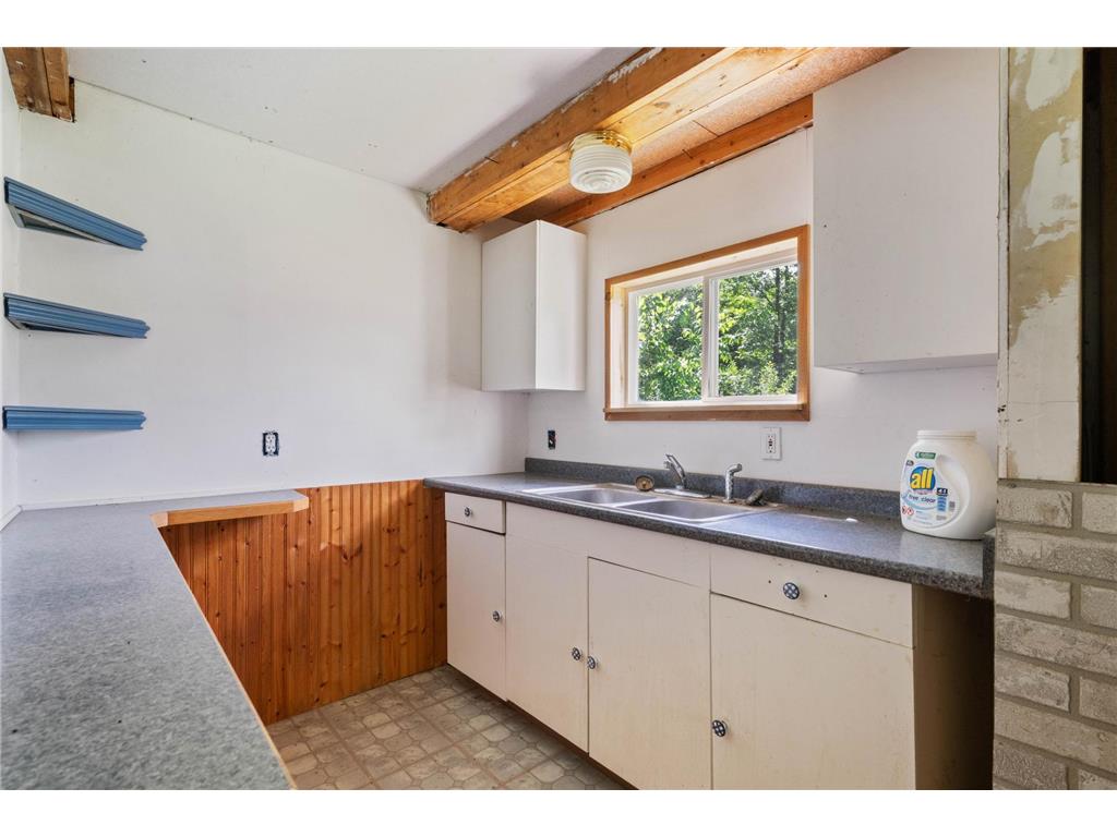 6028 S State Road 35 Superior WI 54880 7093156 image14