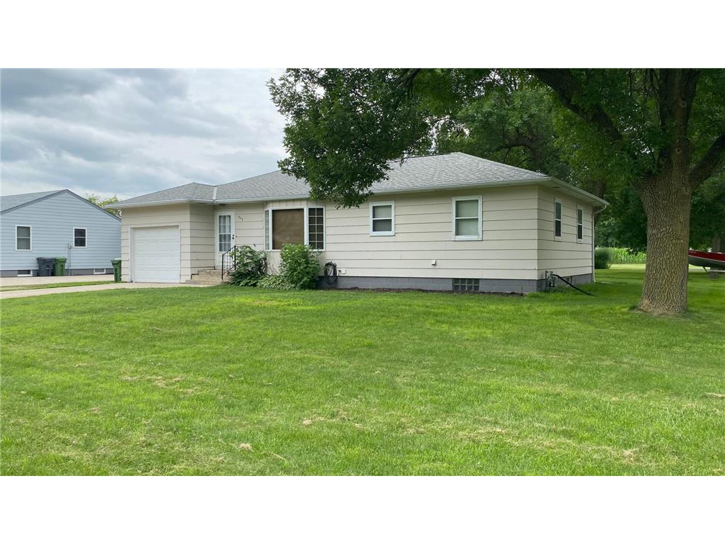 603 11th Street Brewster MN 56119 6572162 image1