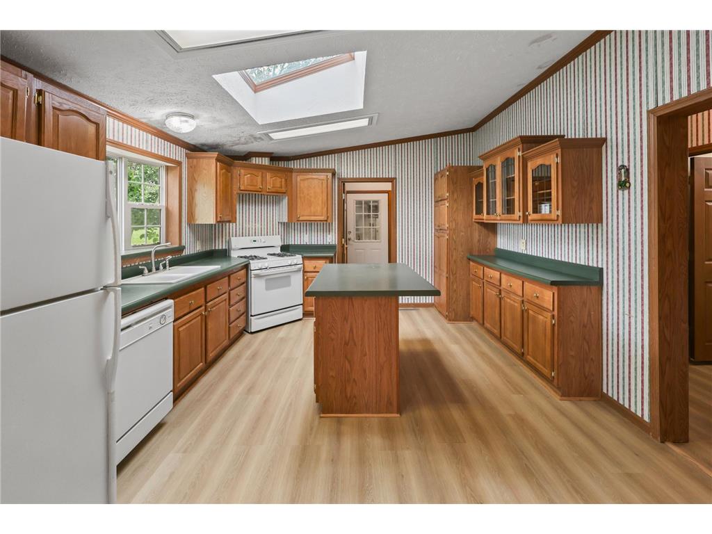 603 222nd Street E Lynden Twp MN 56301 7100575 image30