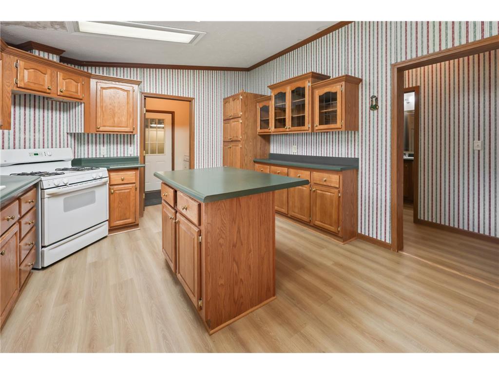 603 222nd Street E Lynden Twp MN 56301 7100575 image31