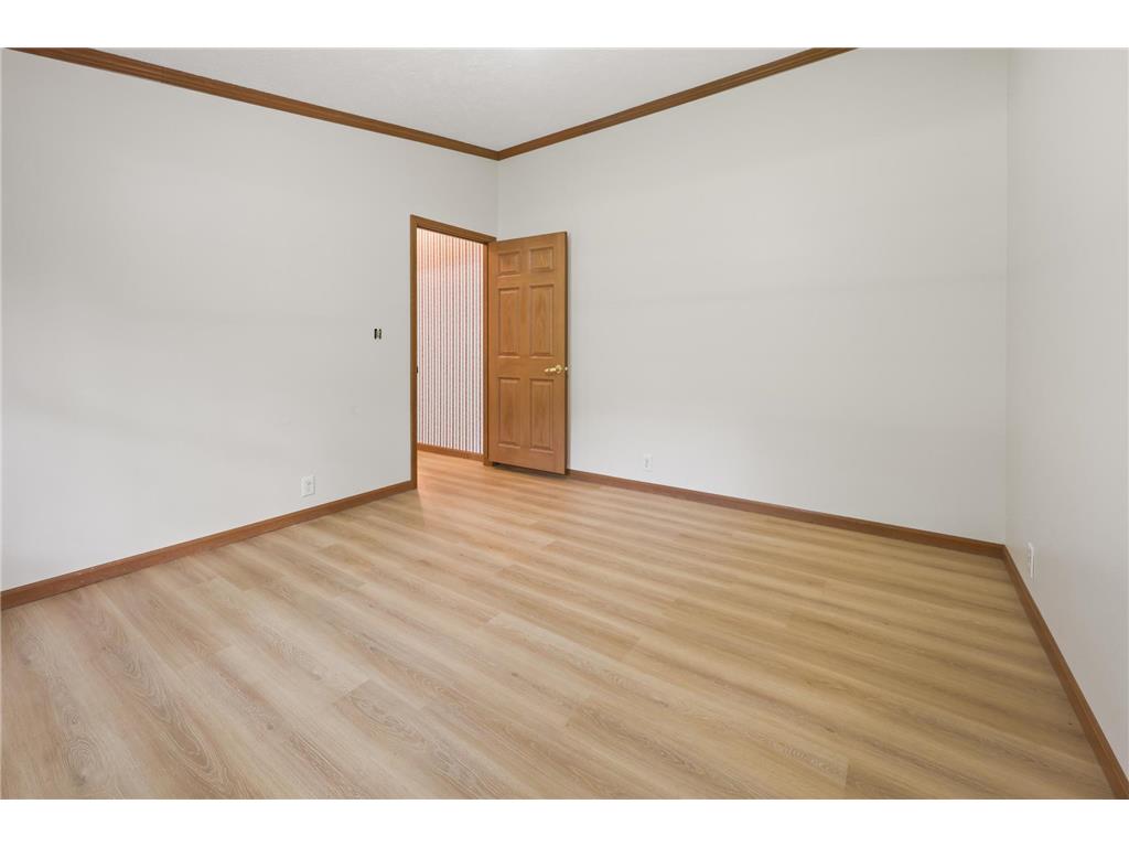 603 222nd Street E Lynden Twp MN 56301 7100575 image36