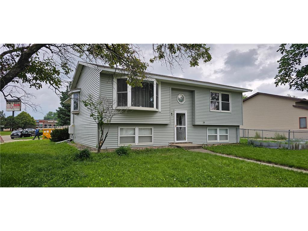 603 31st Street NE Rochester MN 55906 6739475 image1