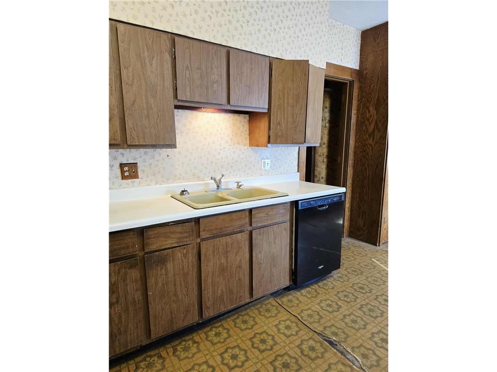 603 Arnold Avenue N Thief River Falls MN 56701 6798328 image5