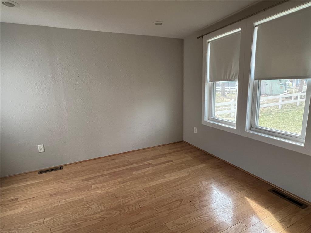 603 E Academy Street Owatonna MN 55060 7046217 image10