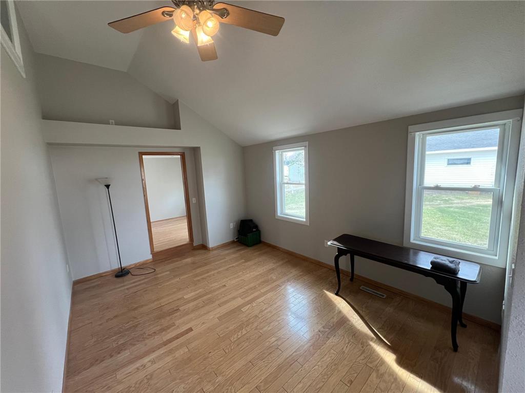 603 E Academy Street Owatonna MN 55060 7046217 image11