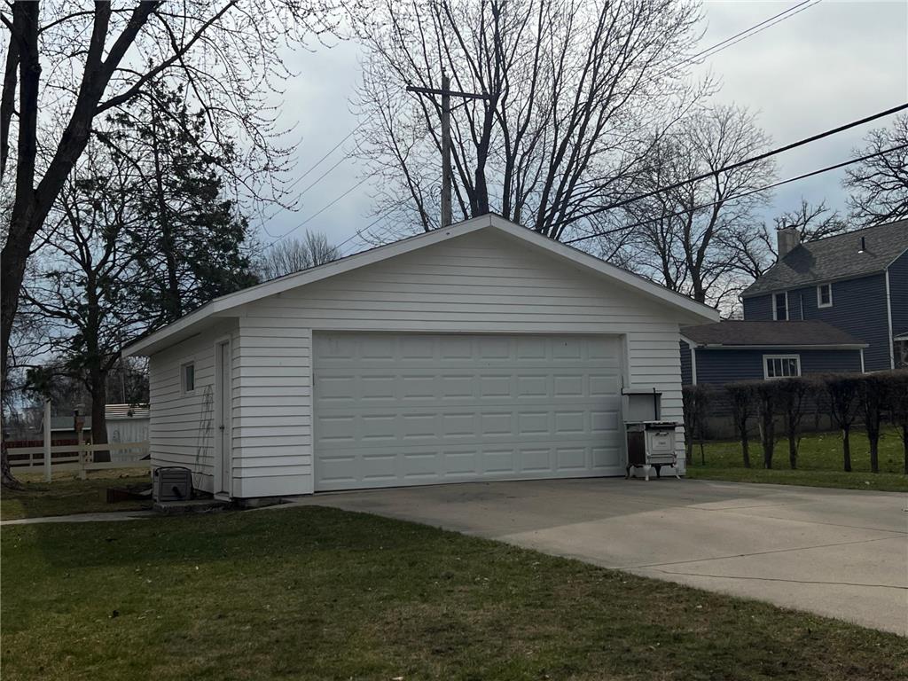 603 E Academy Street Owatonna MN 55060 7046217 image20