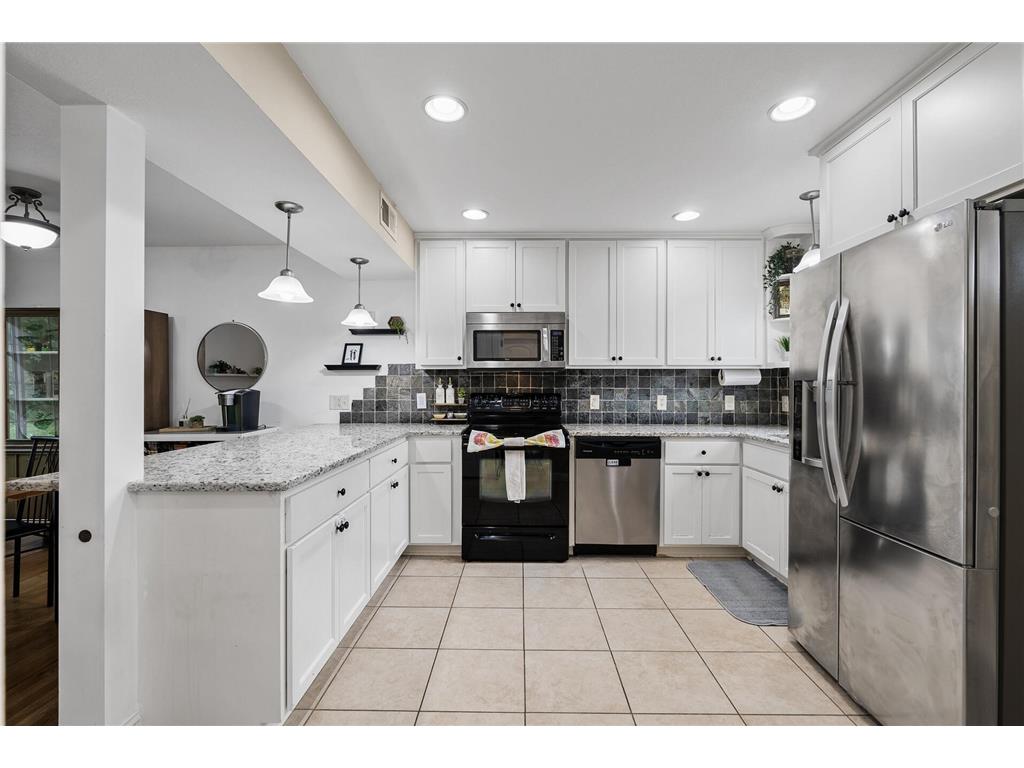 603 E Portland Drive #6 Burnsville MN 55337 6747333 image1