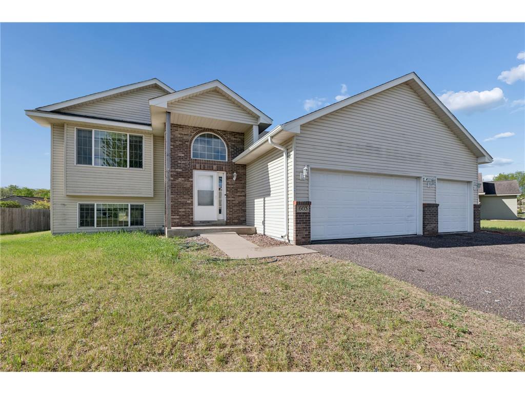 603 Hickory Street SW Isanti MN 55040 7066359 image1