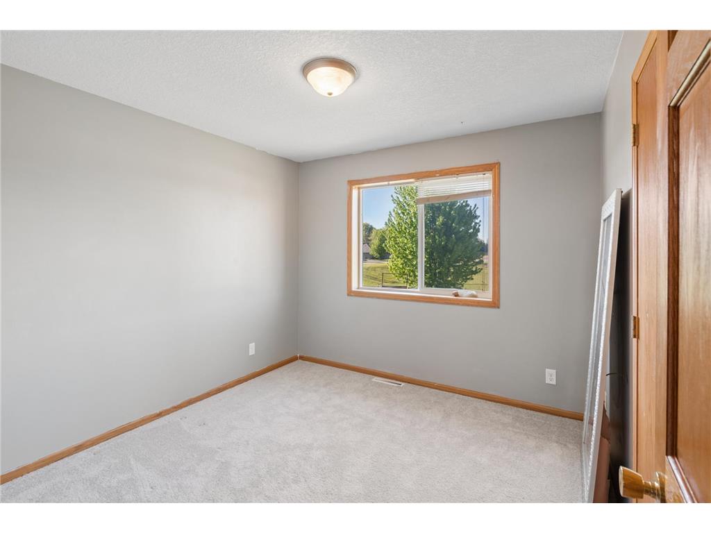 603 Hickory Street SW Isanti MN 55040 7066359 image12