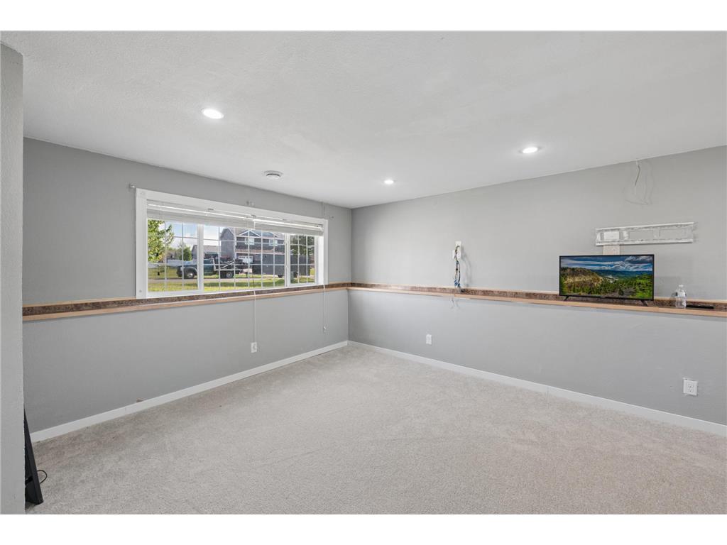 603 Hickory Street SW Isanti MN 55040 7066359 image14
