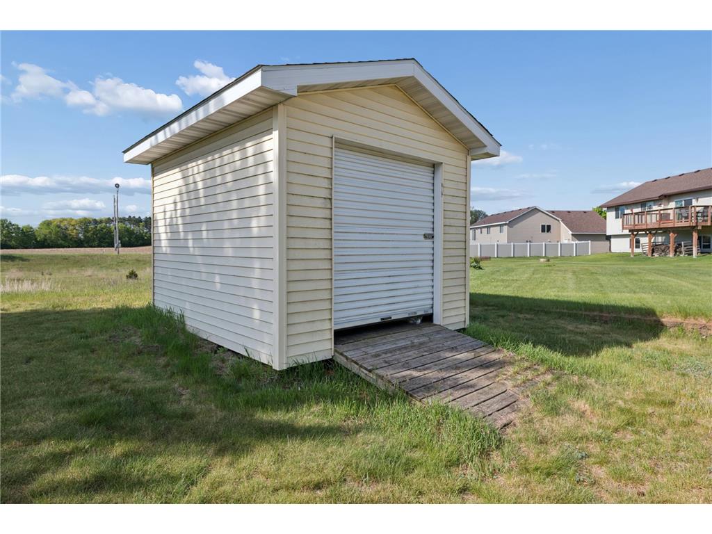 603 Hickory Street SW Isanti MN 55040 7066359 image23