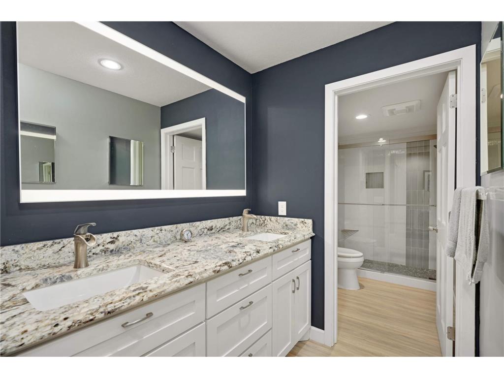 603 Lake Street #115 Excelsior MN 55331 - Lake Minnetonka 7104830 image16