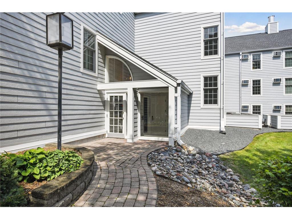 603 Lake Street #115 Excelsior MN 55331 - Lake Minnetonka 7104830 image26