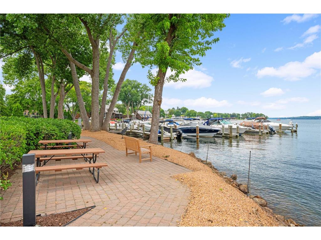 603 Lake Street #115 Excelsior MN 55331 - Lake Minnetonka 7104830 image55
