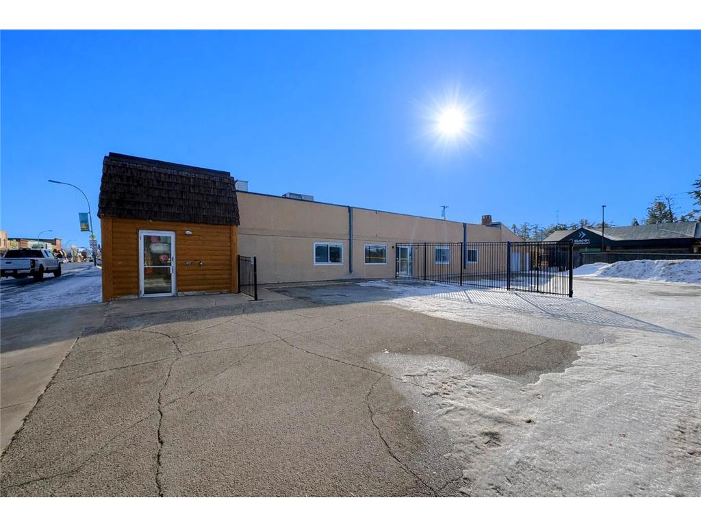 603 Minnesota Avenue W #Entire Bldg Walker MN 56484 7026825 image2