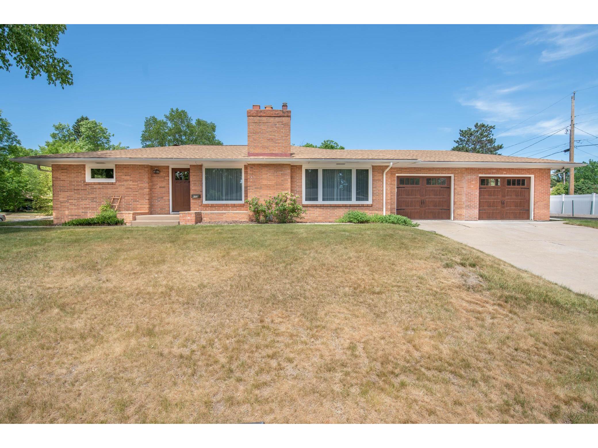 603 NE 7th Street, Grand Rapids, MN 55744 MLS 5768277 Edina Realty