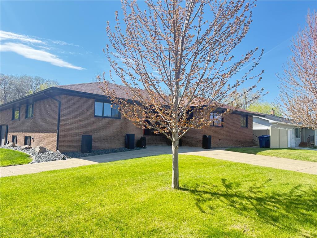 603 Northern Avenue Fergus Falls MN 56537 7073029 image1