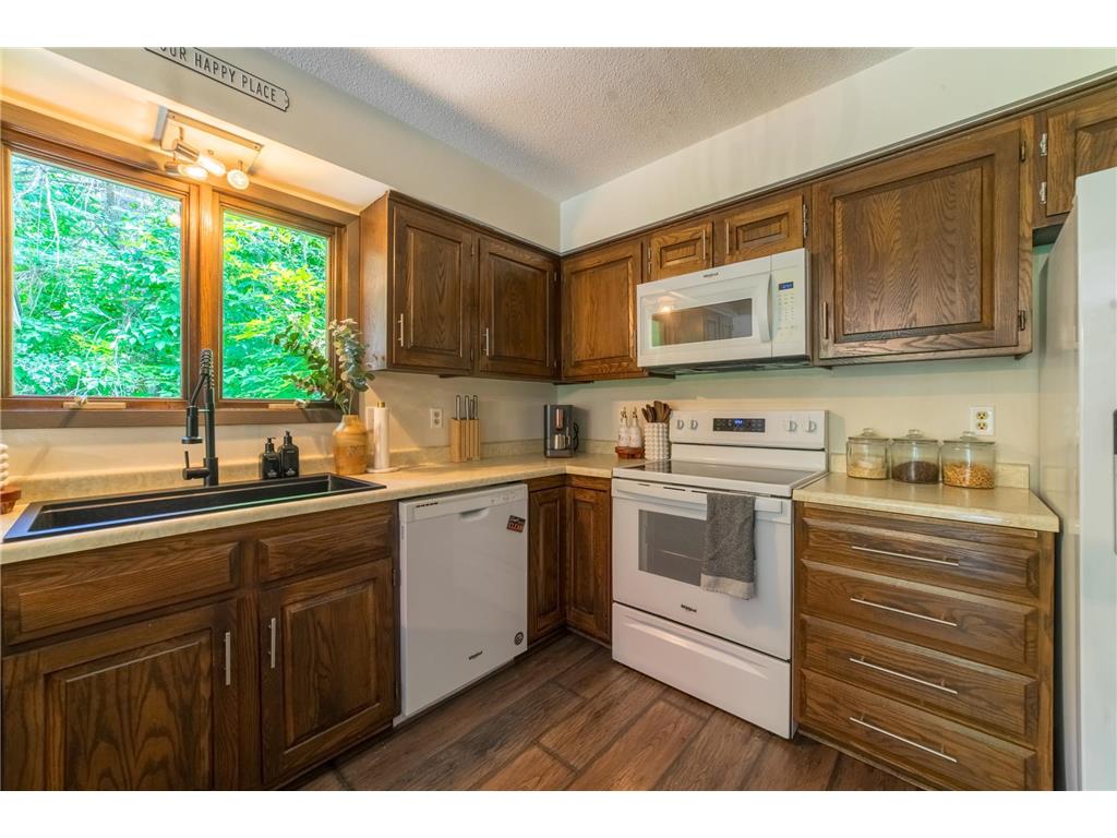 603 Old Highway 61 N Hinckley MN 55037 7099395 image24